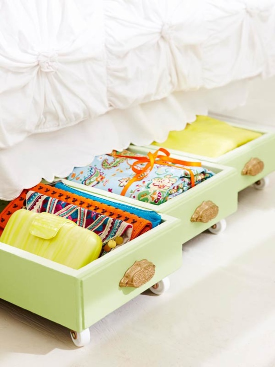 Upcycle decore, recycle decor, repurposed, thrift store finds, furniture makeover, upcycle old drawers