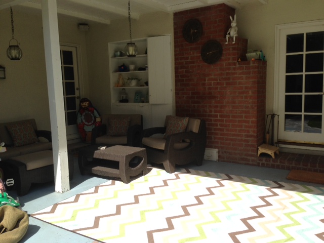 patio renovation, new outdoor rug, herringbone outdoor rug, chevron outdoor rug, herringbone ginko outdoor rug, patio redo