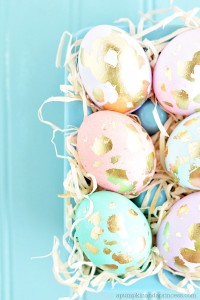 Gilded Easter Eggs - stamped eggs - Easter Egg dying - DIY - Crafts - Mohawk Homescapes