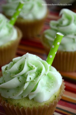 homeiswheretheboatis.net - key lime margarita cupcakes - Cinco de Mayo - Recipe - Mohawk Homescapes