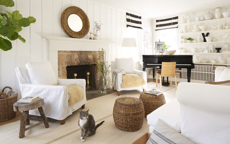 neutral-home-living-room - color showcase khaki - Mohawk Homescapes