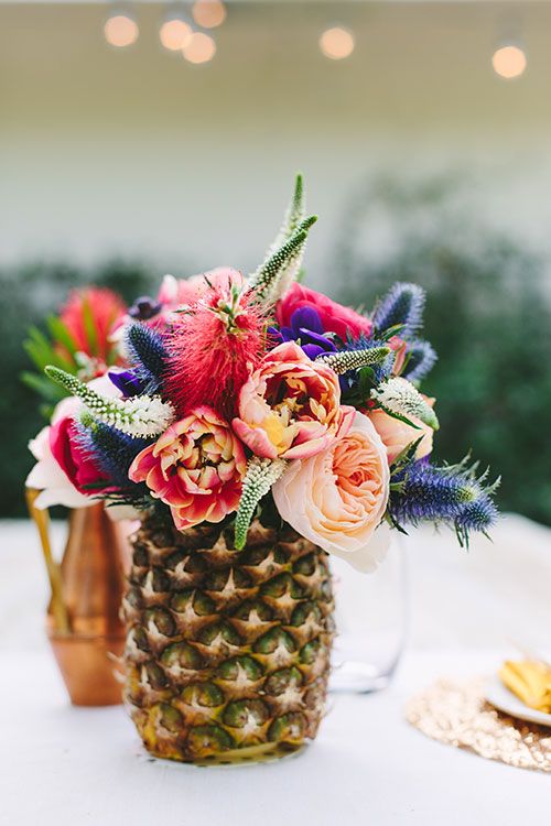 Mohawk florals - pineapple wedding decor