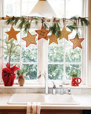 Woman's Day - holiday farmhouse decor - seasonal decor