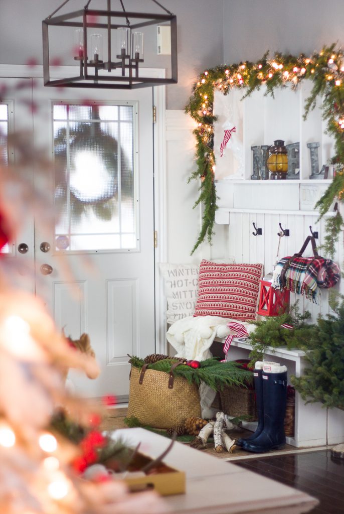 Holiday Home Decor for Every Nook and Cranny- Holiday Entryway from the Craftberry Bush Blog