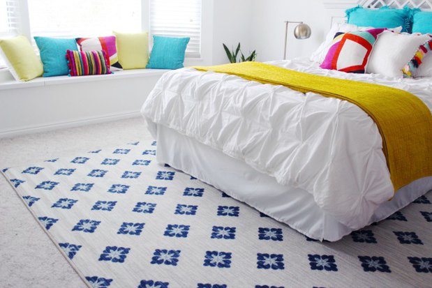 Button Fleur Area Rug in Vibrant Bedroom