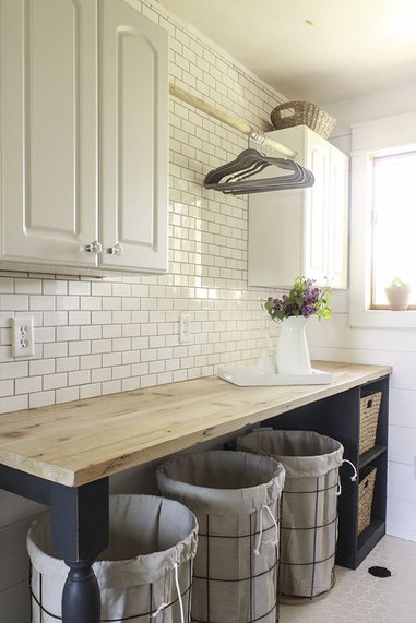 Farmhouse Style Laundry Room with Tile Backsplash