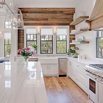 Farmhouse-Kitchen-Wood-Wall