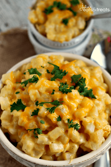 Cheesy Crock Pot Potatoes- Easter Brunch Ideas from Mohawk Home