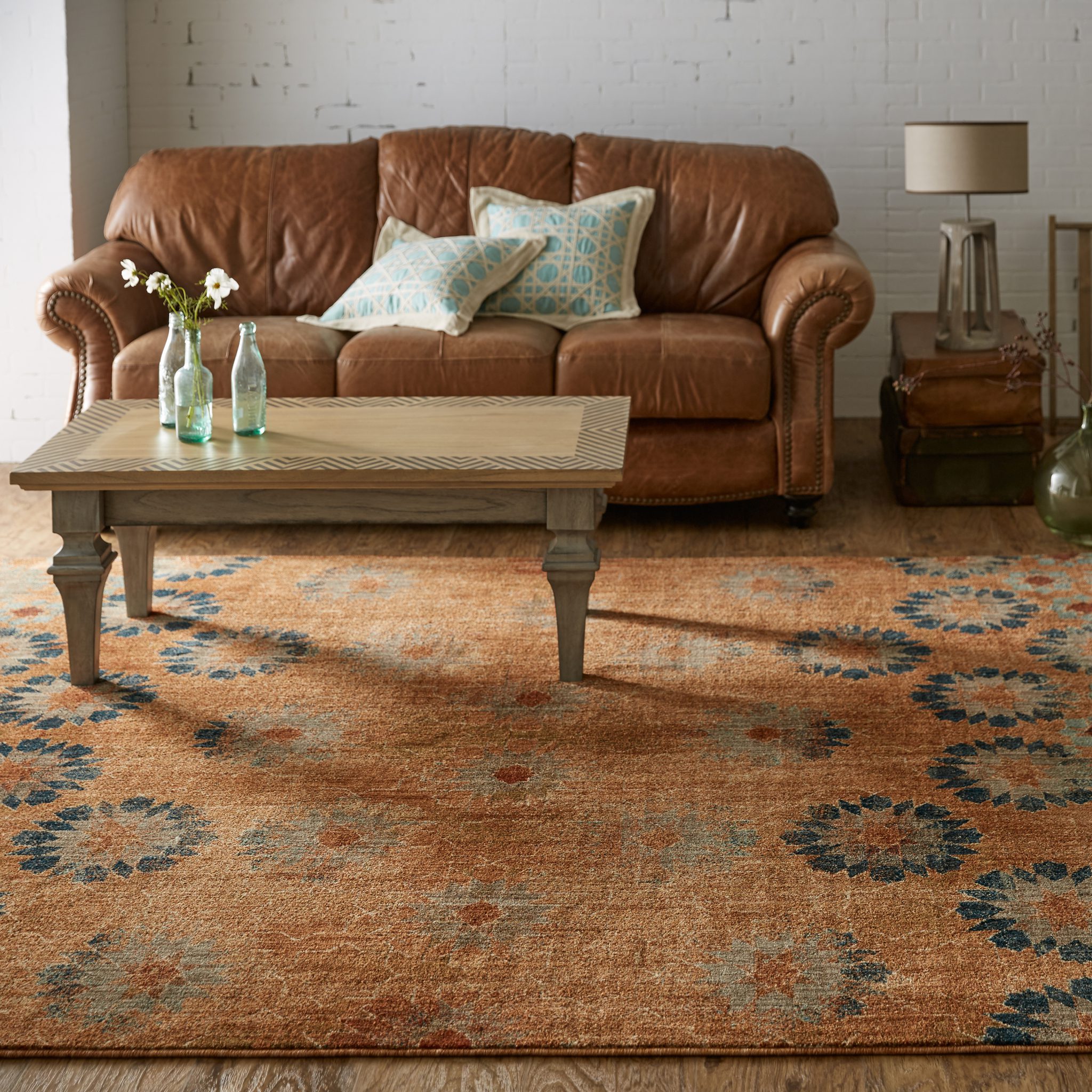 Vintage chic area rug from Mohawk Home Studio by Patina Vie collection, scheduled to launch online in fall 2017.